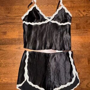 Black Lace Trim Women's Intimate Set